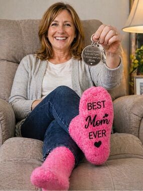 Pink 'Best Mom Ever' Plush Spa Socks and Keyring Bundle - Mother's Day Gift